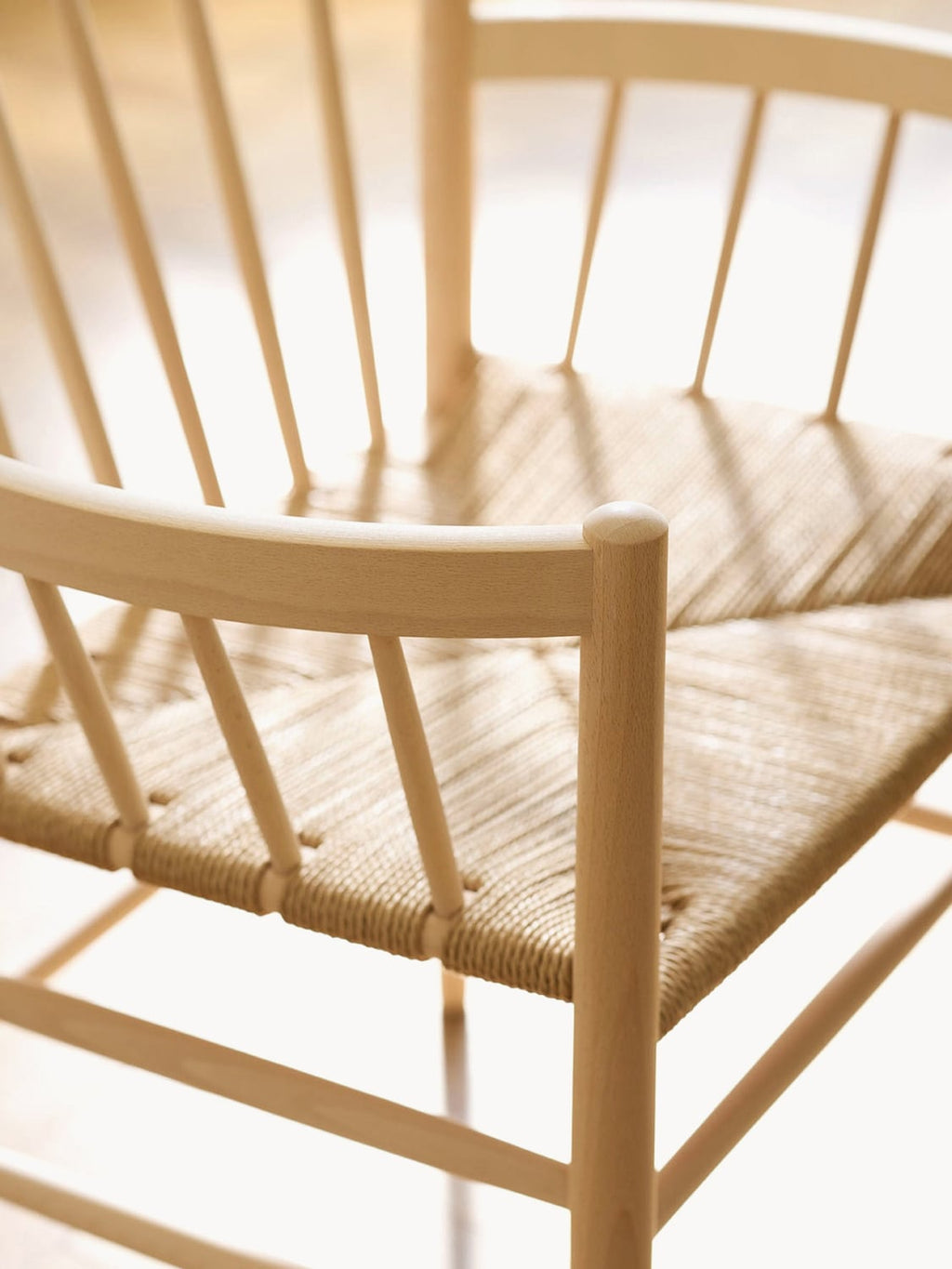 Albogasio Oak Wood Dining Chair J81 with Armrests