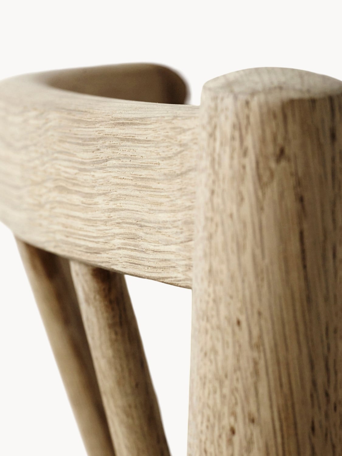 Albogasio Oak Wood Dining Chair J81 with Armrests