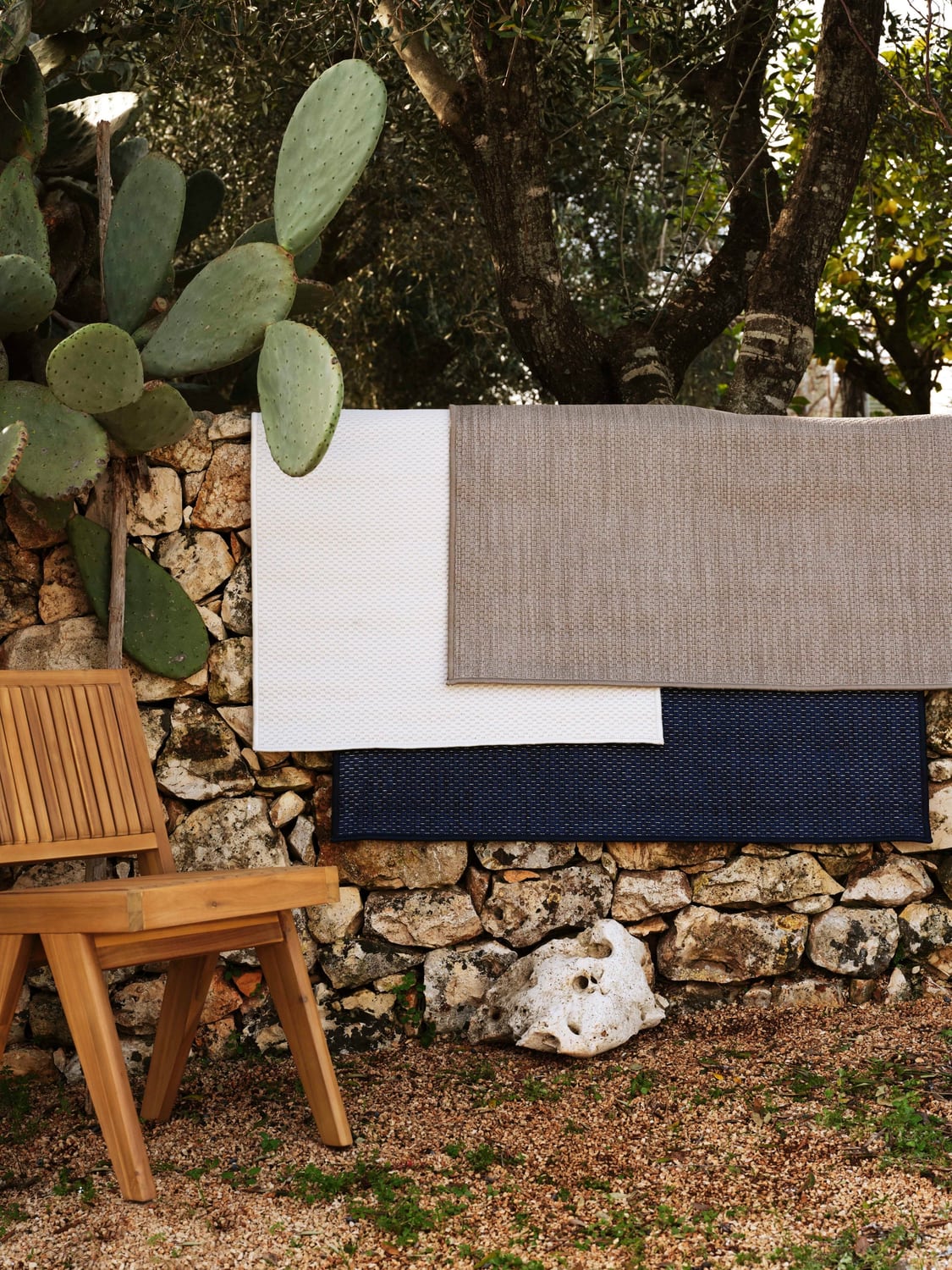 Pellio Indoor & Outdoor Reversible Rug