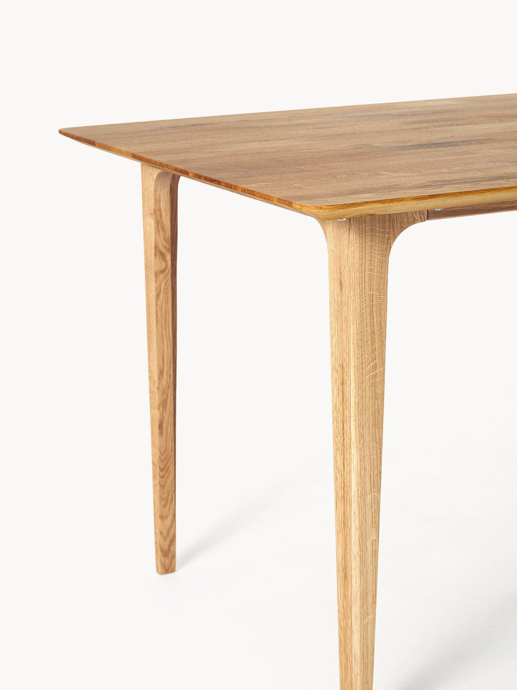 Mozzate Oak Wood Dining Table — available in several sizes