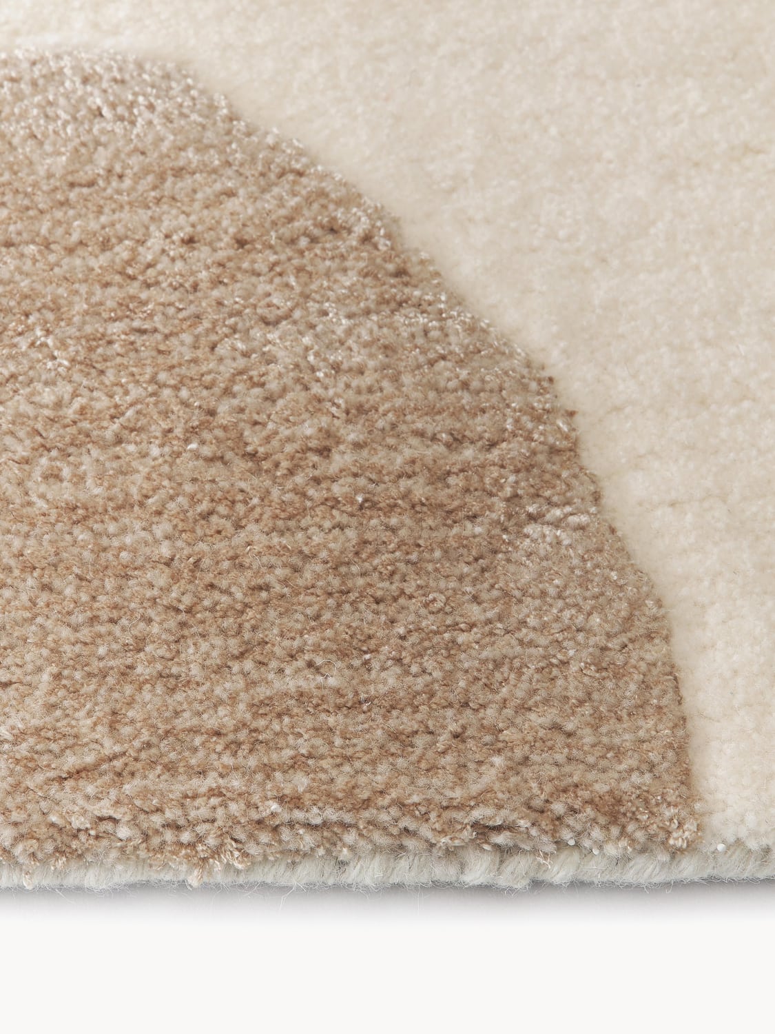 Ossuccio High-Low Wool Rug, Hand-Tufted