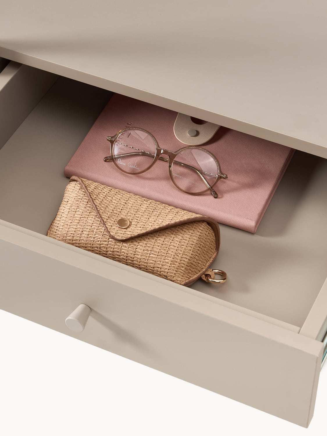 Vassena Open Wardrobe
